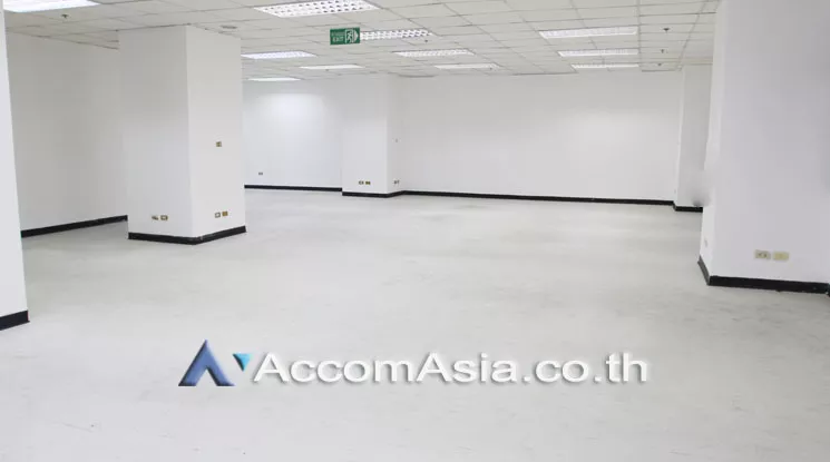 7  Office Space For Rent in Charoen Nakhon ,Bangkok BTS Krung Thon Buri at Thai Sri Tower AA13713